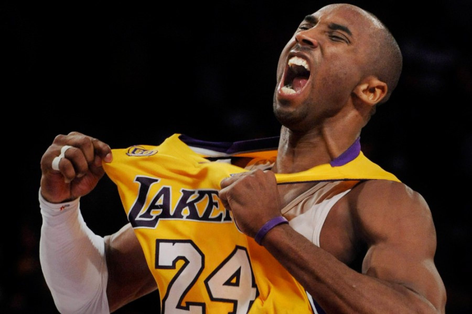 Kobe Bryant Game-Worn Playoff Jersey From Rookie Year Sells For $2.73 Mil!