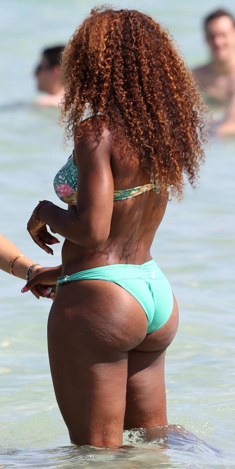 Serena Williams is Island Hopping! - Photo 32
