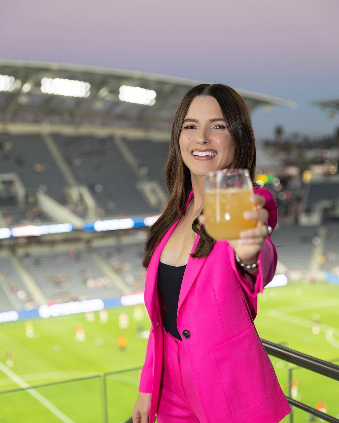 Sophia Bush Brings Her Cocktails to The Angel City Game! - Photo 3