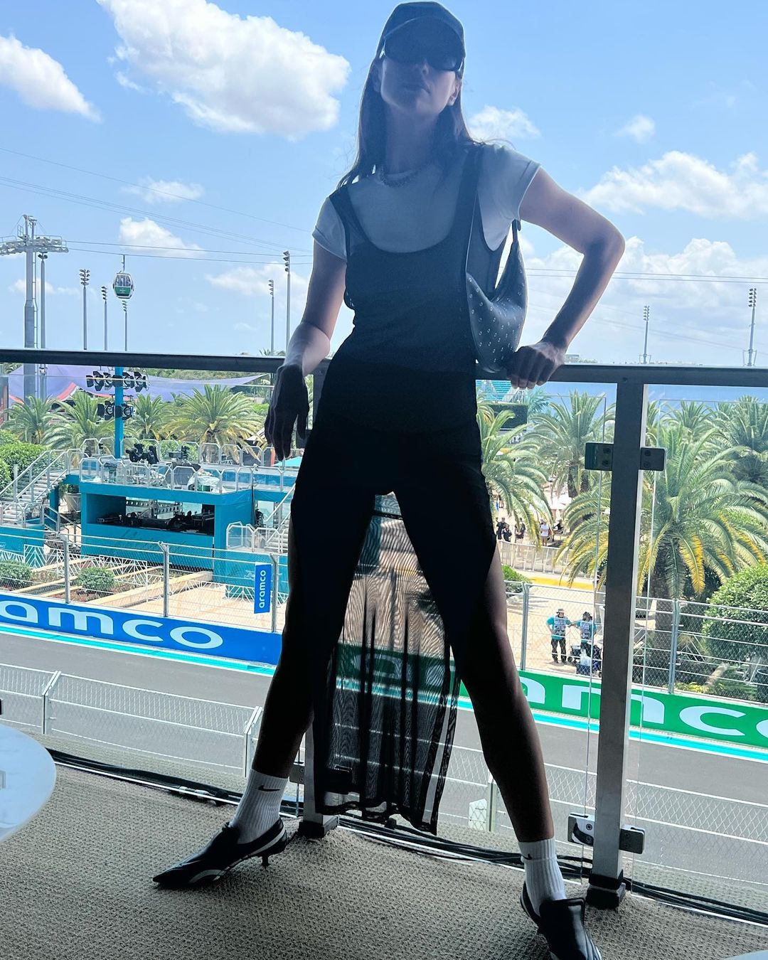 Photo n°10 : Irina Shayk fait de la F1 Miami !