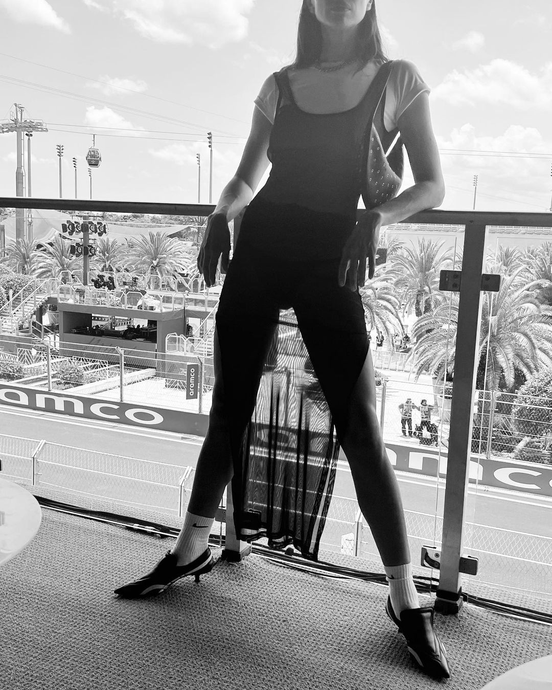 Irina Shayk fait de la F1 Miami ! - Photo 1