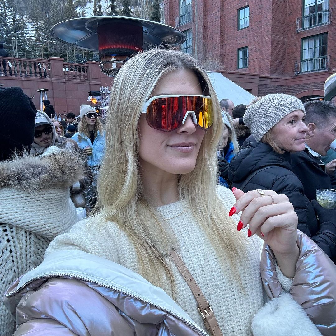Eugenie Bouchard Relaxes in Aspen! - Photo 4