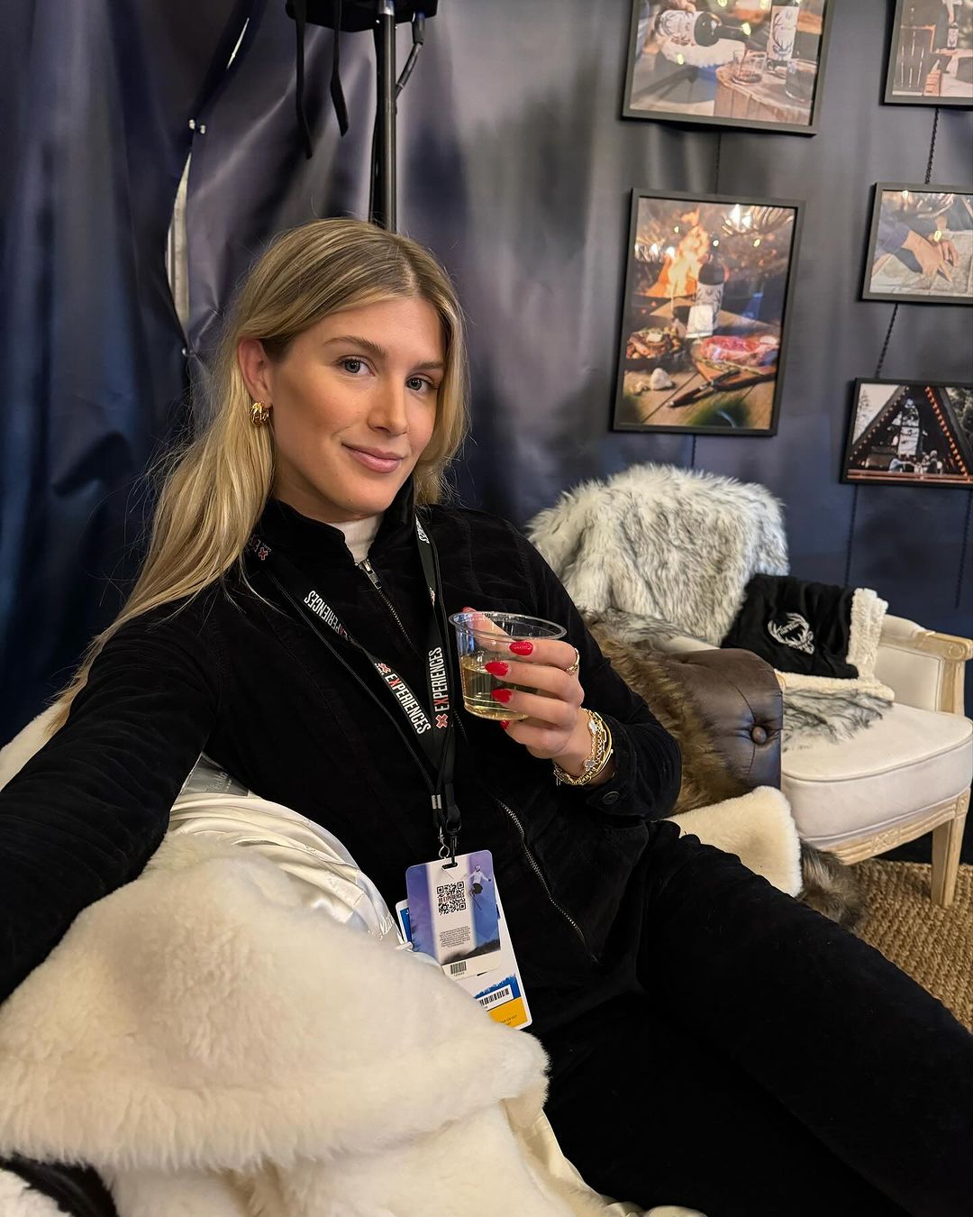 Eugenie Bouchard Relaxes in Aspen! - Photo 3