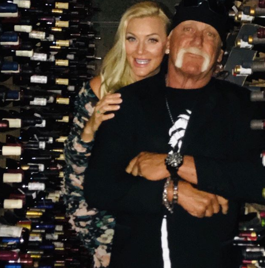 Hulk Hogans Wife Catches Heat For Celebrating Beach Openings In Florida